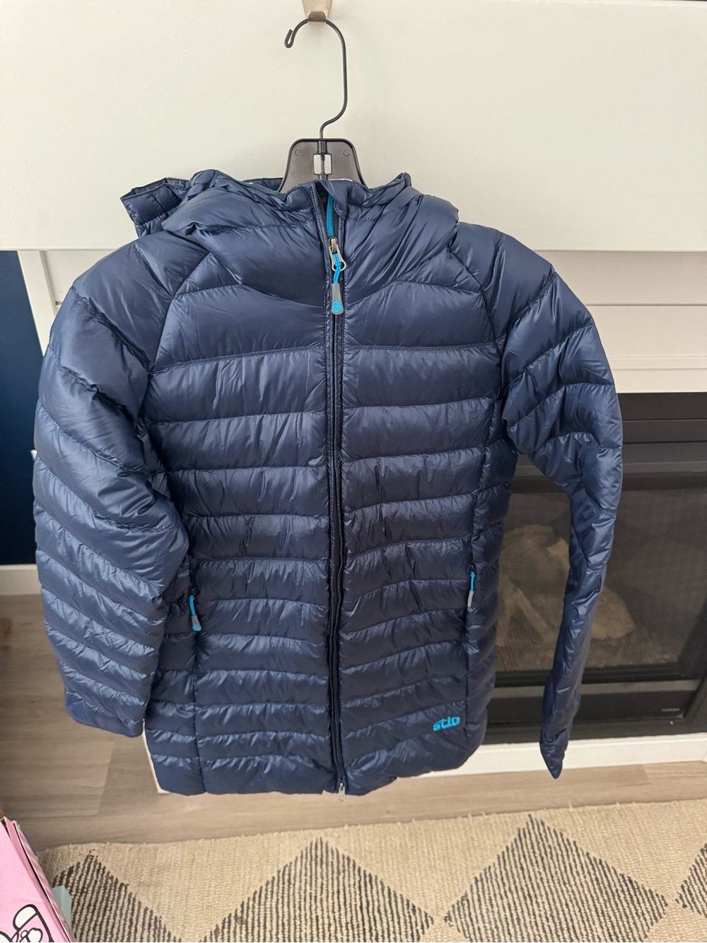 Stio Women's Hometown Down Parka Size Small New
